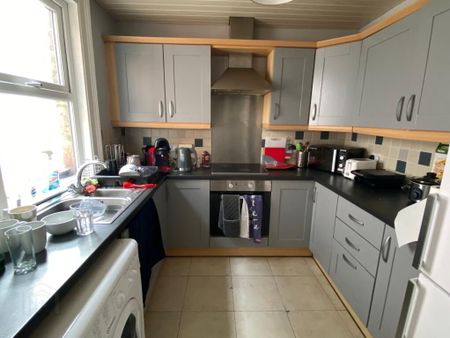 5 Pretoria Street, Stranmillis, Belfast, BT9 5AQ - Photo 4