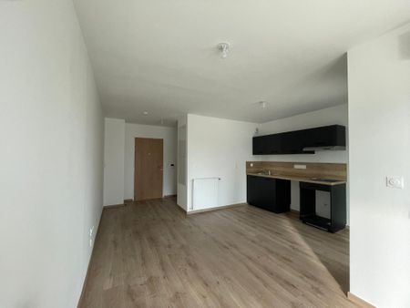 Location Appartement 2 pièces 42m² NANTES 44300 - Photo 2