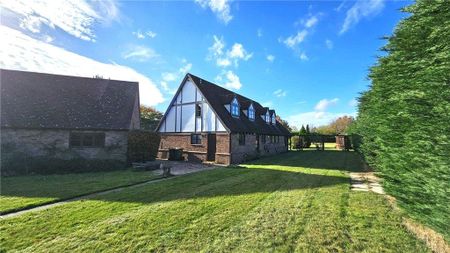 5 bedroom detached house to rent - Photo 2