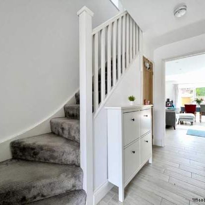 3 bedroom property to rent in Brentwood - Photo 1