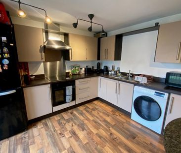 Station Square - Photo 3