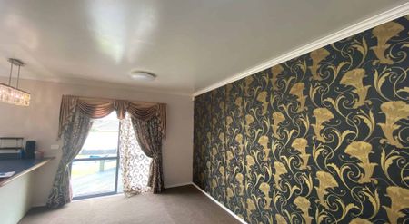 Spacious house with 4 bedrooms and 2 bathrooms - Photo 2