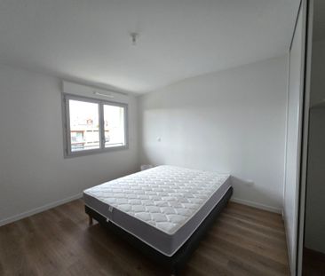 Location Appartement 4 pièces 94m² TALENCE 33400 - Photo 6