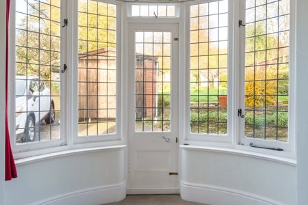 4 bedroom detached house to rent - Photo 2