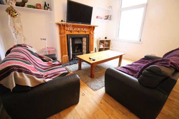 Australia Road, Heath - Photo 1