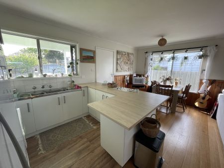 The Original Beach Shack! - Photo 5