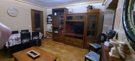 Piso de alquiler en Universidad - Tenerías - Photo 3