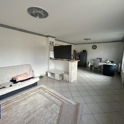 Location Appartement 3 pièces 68m² GUILHERAND GRANGES 07500 - Photo 1