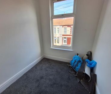 3 bedroom terraced house to rent - Photo 4