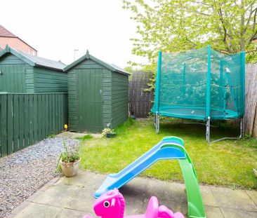 2 bedroom semi-detached house to rent - Photo 6