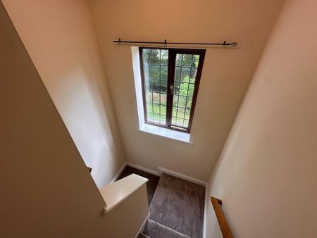 3 bedroom detached house to rent - Photo 2