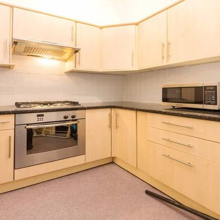 Modern Apartment - Photo 3