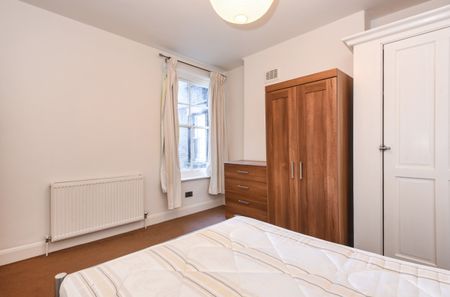 Waterloo Terrace, Islington, London, N1 - Photo 3