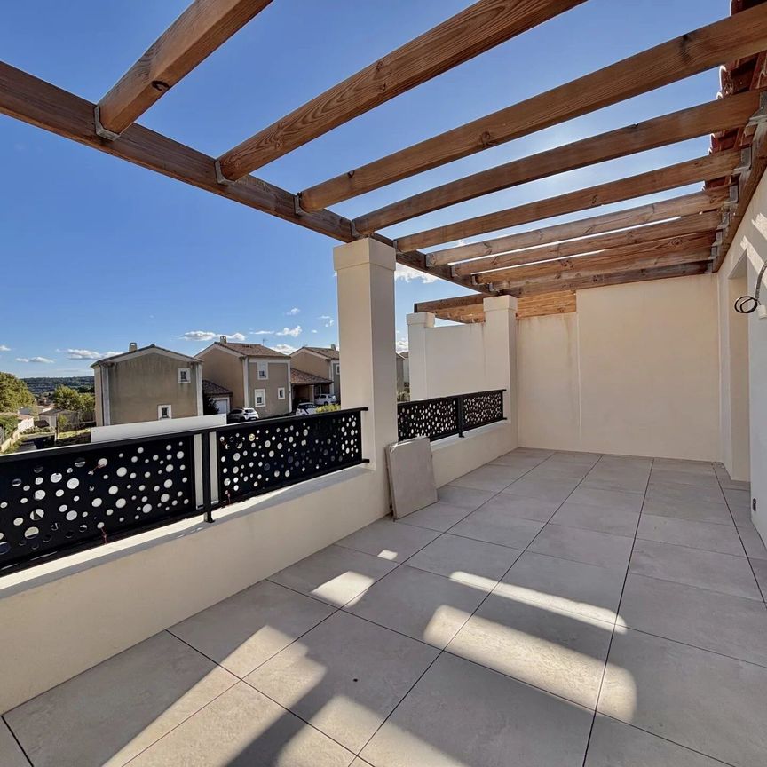 Location Maison 4 pièces 100 m2 à Nébian - Photo 1