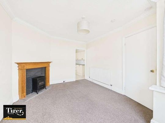 Westbank Avenue, Blackpool, FY4 - Photo 1