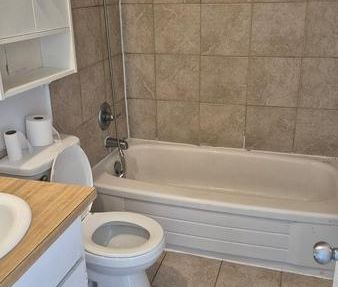 4 ET DEMI DISPONIBLE À PARTIR DU 1ER MARS 2026 - Photo 2