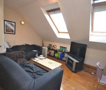 3 bed Flat for Rent - Photo 1
