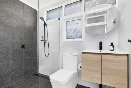 Stylish Federation Home in Prime Drummoyne Location - Photo 2