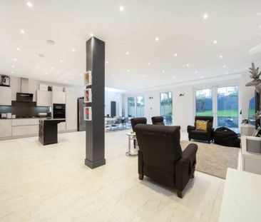 Rundell Crescent, Hendon, NW4 - Photo 1