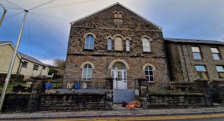 Bethel Court, Oxford Street, Pontycymer, Bridgend - Photo 2