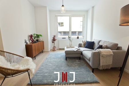 Flat for rent - Photo 2