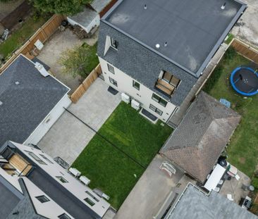 For Lease - 661 Winona Drive Unit# D, Toronto, Ontario - Photo 2