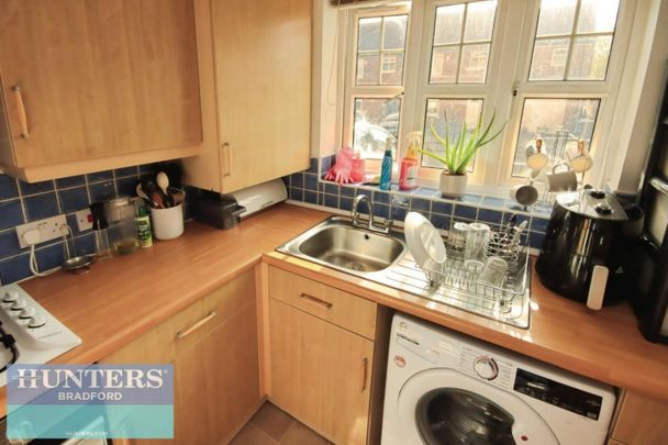 2 bedroom House To Let - Photo 1