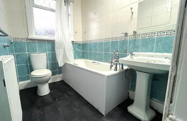 Lynwood Road, Blackburn - Photo 1