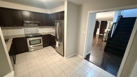 For Lease - 20 Ferguson Street, Toronto, Ontario - Photo 3