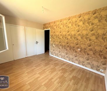 Location Maison 4 pièces 101m² COUZEIX 87270 - Photo 3