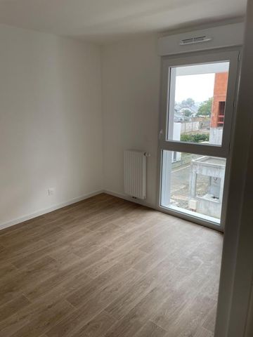 Location Appartement 2 pièces 41m² TRELAZE 49800 - Photo 4