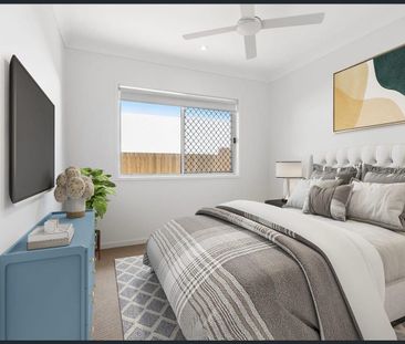 Modern Family Luxury with Solar Efficiency – Heart of Covella Estate - Photo 4