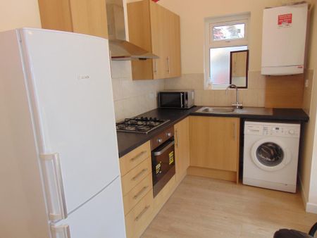 1 bedroom flat to rent - Photo 4