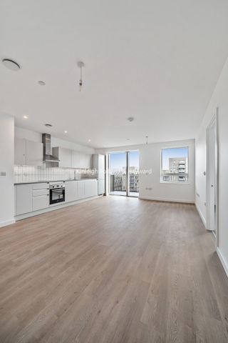 Tide Street, Barking, IG11 - Photo 2