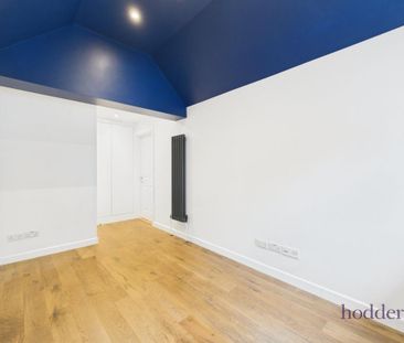 4 bedroom semi-detached house to rent - Photo 6