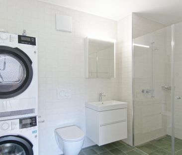Attraktive 4.5-Zimmer-Dachgeschosswohnung mit zwei Loggien - Foto 3