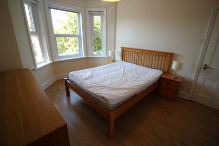 4 bedroom detached house to rent - Photo 4