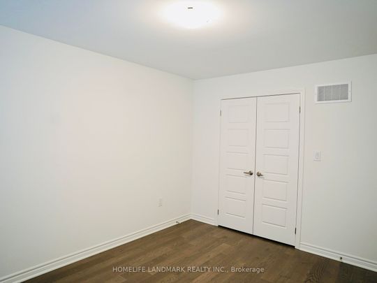 Townhouse For Lease | W8133910 - Photo 1