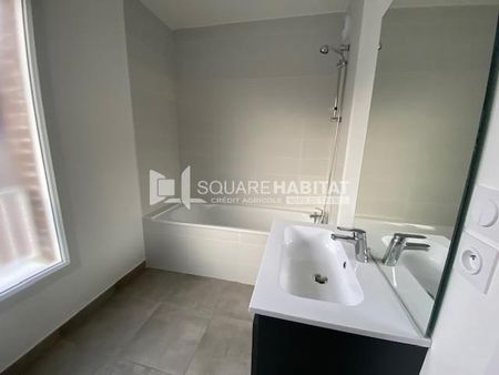 Location Appartement 3 pièces 68m² LILLE 59160 - Photo 3