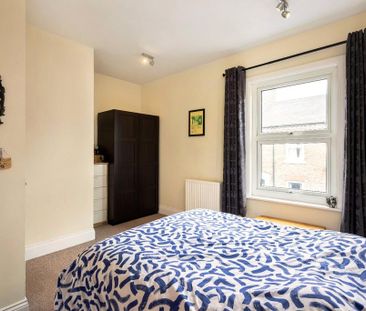 3 bedroom terraced house to rent - Photo 5