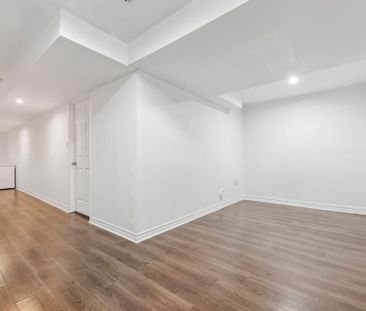 For Lease - 560 Falconridge Drive, Oshawa, Ontario - Photo 5