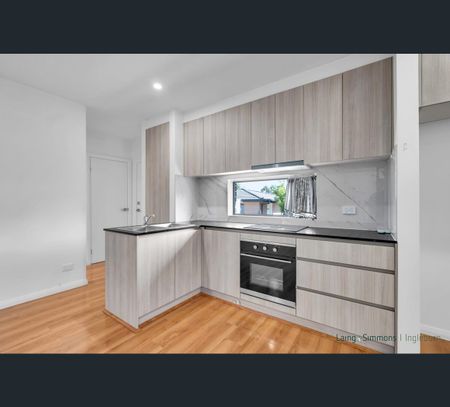 8A Clematis Place, Macquarie Fields, NSW 2564 - Photo 2