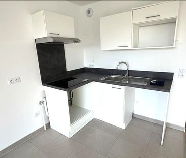 3 pièces - 60,95 m² - 1er étage - Colocation non autorisée - Photo 2