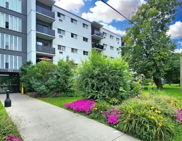 321 Marland Avenue, Oshawa, Ontario L1J 1X4 | 321 Marland Avenue, Oshawa - Photo 1