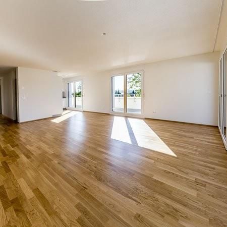3.5-Zimmer-Attika-Wohnung mit Sommeraktion - Photo 1