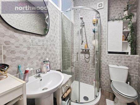 2 bedroom terraced house to rent - Photo 3