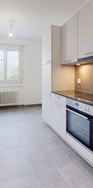 2.5 Zimmer, 75 m², 3. Stock - Photo 1