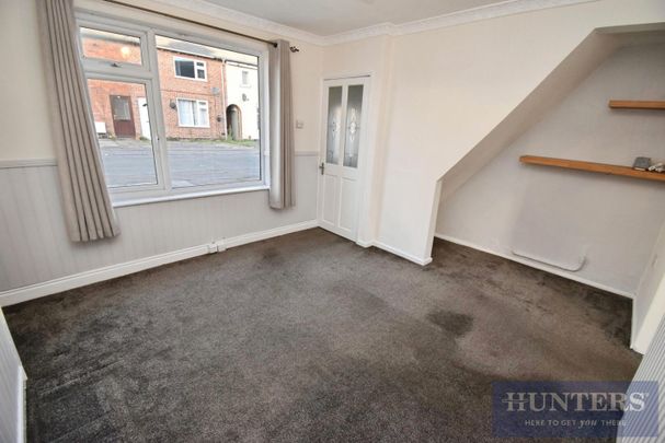 2 bedroom House To Let Total Size: 776 SQ FT - Photo 1