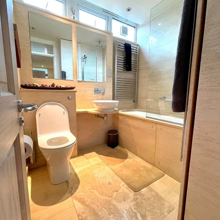 Room in a Shared Flat, Dovet Court, SW8 - Photo 1