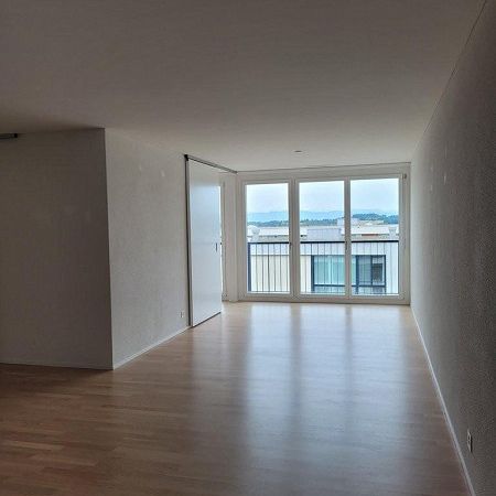 Charmante 2.5 Zimmer Wohnung in Pfäffikon ZH - Photo 1